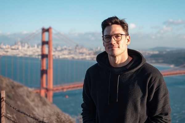 Jake Thompson – Crypto Journalist